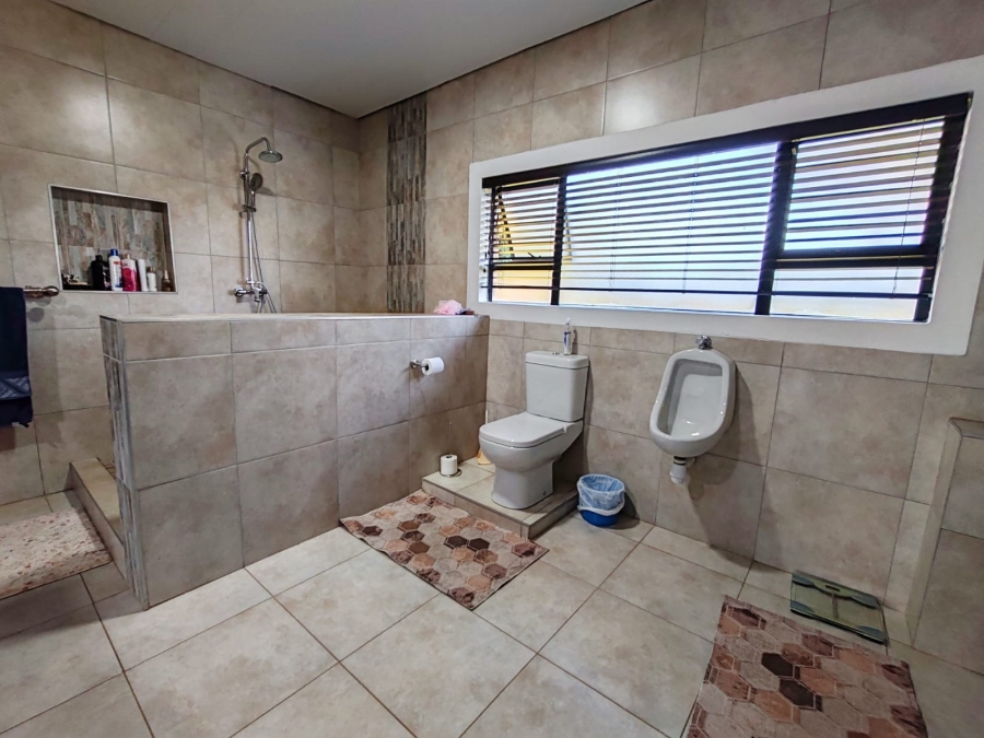 3 Bedroom Property for Sale in Wilgeboom A H North West